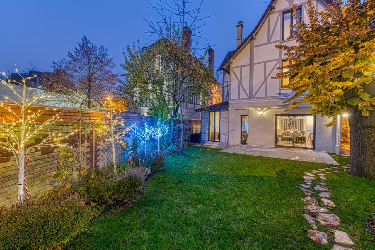 Cottage De La Foret Chantilly Bagian luar foto